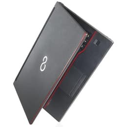 Fujitsu LifeBook E556 15" Core i5 2,4 GHz - SSD 256 GB - 12GB Tastiera Tedesco