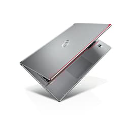 Fujitsu LifeBook E736 13" Core i5 2,4 GHz - SSD 128 GB - 8GB Tastiera Tedesco