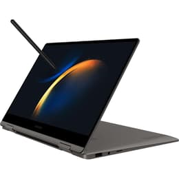 NP730QFG-KA1UK 13" Core i5 1,1 GHz - SSD 256 GB - 8GB Tastiera Inglese (US)