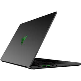 Razer Blade 15 15" Core i7 2,3 GHz - SSD 1 TB - 64GB - NVIDIA GeForce RTX 2080 Super Tastiera Inglese (UK)