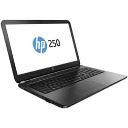 HP 250 G3 15" Celeron 2.1 GHz - SSD 240 GB - 8GB Tastiera Italiano