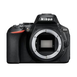 Reflex Nikon Pf D5600 - Nero + Lente 18 - 140 VR + FT + SD8G