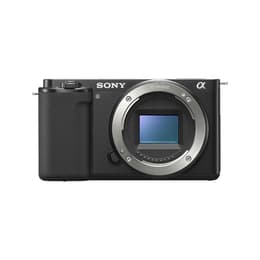 ZV-E10 - Nero + Sony 16-50mm f/3.5-5.6 OSS f/3.5-5.6