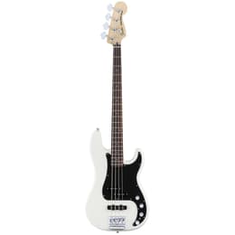 Fender Precision Deluxe Active Strumenti musicali
