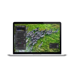 MacBook Pro 15" Retina (2015) - Core i7 2.2 GHz SSD 2048 - 16GB - Tastiera QWERTY - Inglese