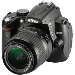 Reflex D5000 - Nero + Nikon AF-S DX Nikkor 18-55mm f/3.5-5.6G VR II f/3.5-5.6G