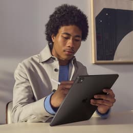 iPad Pro 11" (2024) 5a generazione 1000 GB - WiFi + 5G - Nero Siderale con Display con nanotexture