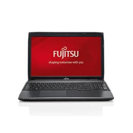 Fujitsu LifeBook A544 15" Core i3 2.4 GHz - SSD 256 GB - 8GB Tastiera Francese