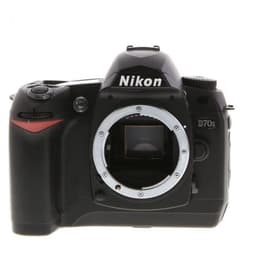 Reflex D70 - Nero + Nikon AF-S DX ED 18-55 mm f/3.5-5.6G f/3.5-5.6