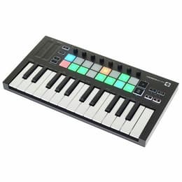 Novation Launchkey Mini Mk3 Strumenti musicali