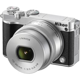 1 J5 - Nero/Argento + Nikkor 1 Nikkor 10-30mm f/3,5-5,6 VR f/3,5-5,6