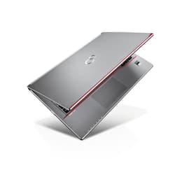 Fujitsu LifeBook E736 13" Core i5 2.3 GHz - SSD 240 GB - 4GB Tastiera Francese