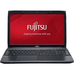 Fujitsu LifeBook A514 15" Core i3 1.7 GHz - HDD 500 GB - 6GB Tastiera Francese