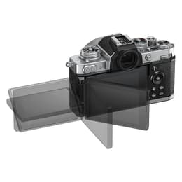 Z-FC - Nero/Grigio + Nikon NIKKOR Z DX 16-50mm f/3.5-6.3 VR + NIKKOR Z DX 50-250mm f/4.5-6.3 VR f/3.5-6.3 + f/4.5-6.3