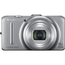 Nikon Coolpix S9300 - Argento + Nikon Nikon Nikkor 18x Wide Optical Zoom 25-450 mm f/3.5-5.9 ED VR