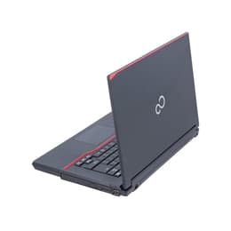 Fujitsu LifeBook A574 15" Core i5 2.7 GHz - SSD 240 GB - 8GB Tastiera Francese