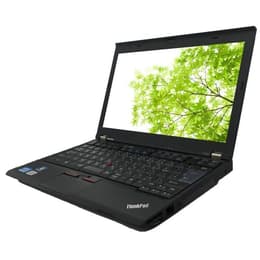 Lenovo ThinkPad X220 12" Core i3 2.4 GHz - SSD 240 GB - 8GB Tastiera Inglese (UK)