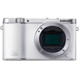NX3000 - Bianco + Samsung Samsung NX 50-200 mm f/4-5.6 OIS f/4-5.6