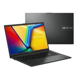 Asus VivoBook Go 15 E1504FA 15" Ryzen 3 2.4 GHz - SSD 256 GB - 8GB - QWERTY - Inglese