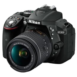 Nikon D5300 + Nikon AF-P DX Nikkor 18-55mm f/3.5-5.6G VR + Battery Grip + 2 batteriies