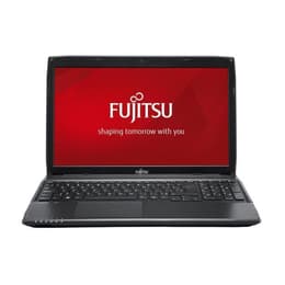 Fujitsu LifeBook A544 15" Core i5 2.2 GHz - SSD 256 GB - 8GB Tastiera Finlandese
