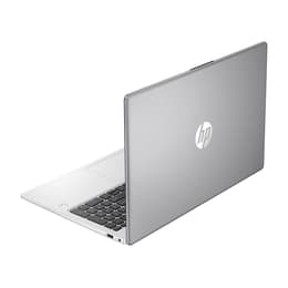 HP 250 G10 15" Core i3 1.2 GHz - SSD 512 GB - 8GB - QWERTY - Spagnolo