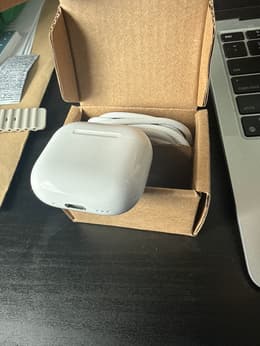 Custodia Ricarica Wireless Per AirPods 4° Gen - Batteria 620 MAh Con Custodia Ricarica Wireless Per AirPods 4° Gen - Batteria 620 MAh Con