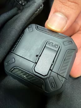 Come Ricaricare gli AirPods senza Utilizzare la Custodia di Ricarica - Guida Completa Come Ricaricare gli AirPods senza Utilizzare la Custodia di Ricarica - Guida Completa