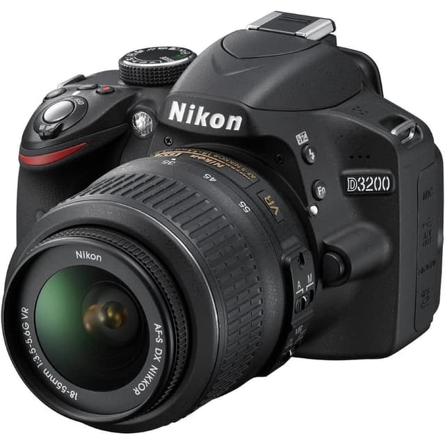 Reflex Nikon D3200 Nero + Obiettivo 18 - 55 mm - f/3.5-5.6G Nikon AF-S DX VR II